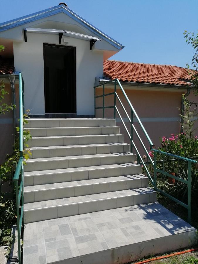 Apartmani Irena Veprinac Εξωτερικό φωτογραφία