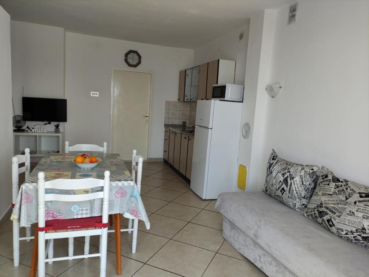 Apartmani Irena Veprinac Εξωτερικό φωτογραφία