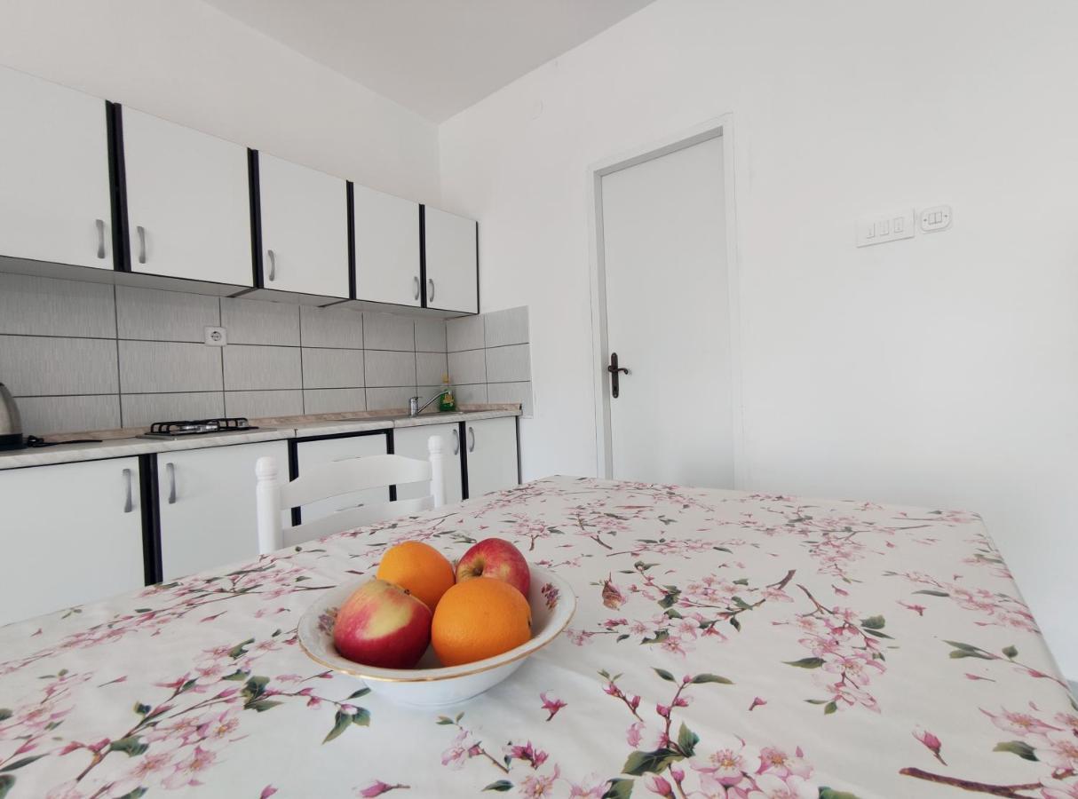 Apartmani Irena Veprinac Εξωτερικό φωτογραφία