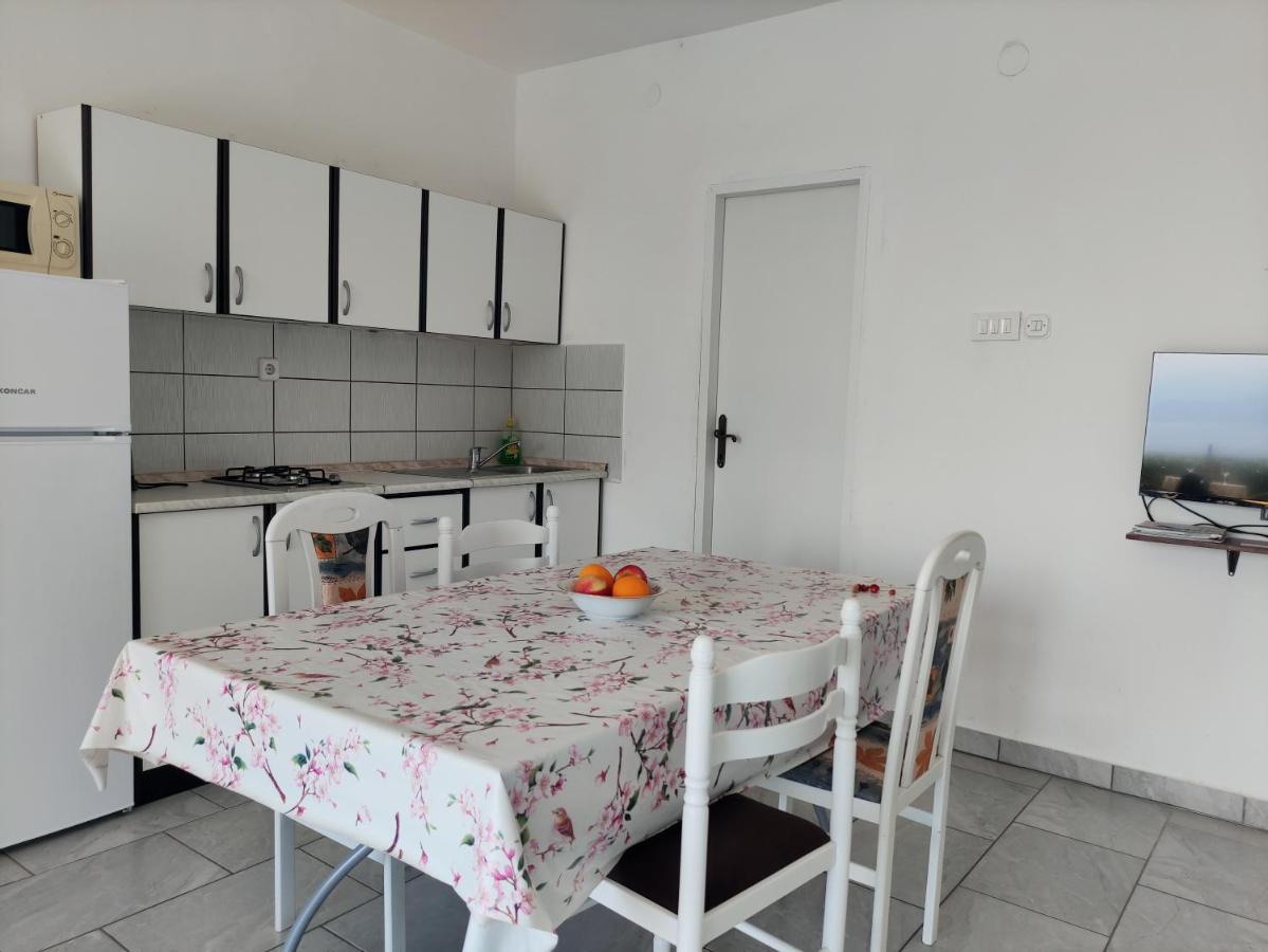Apartmani Irena Veprinac Εξωτερικό φωτογραφία