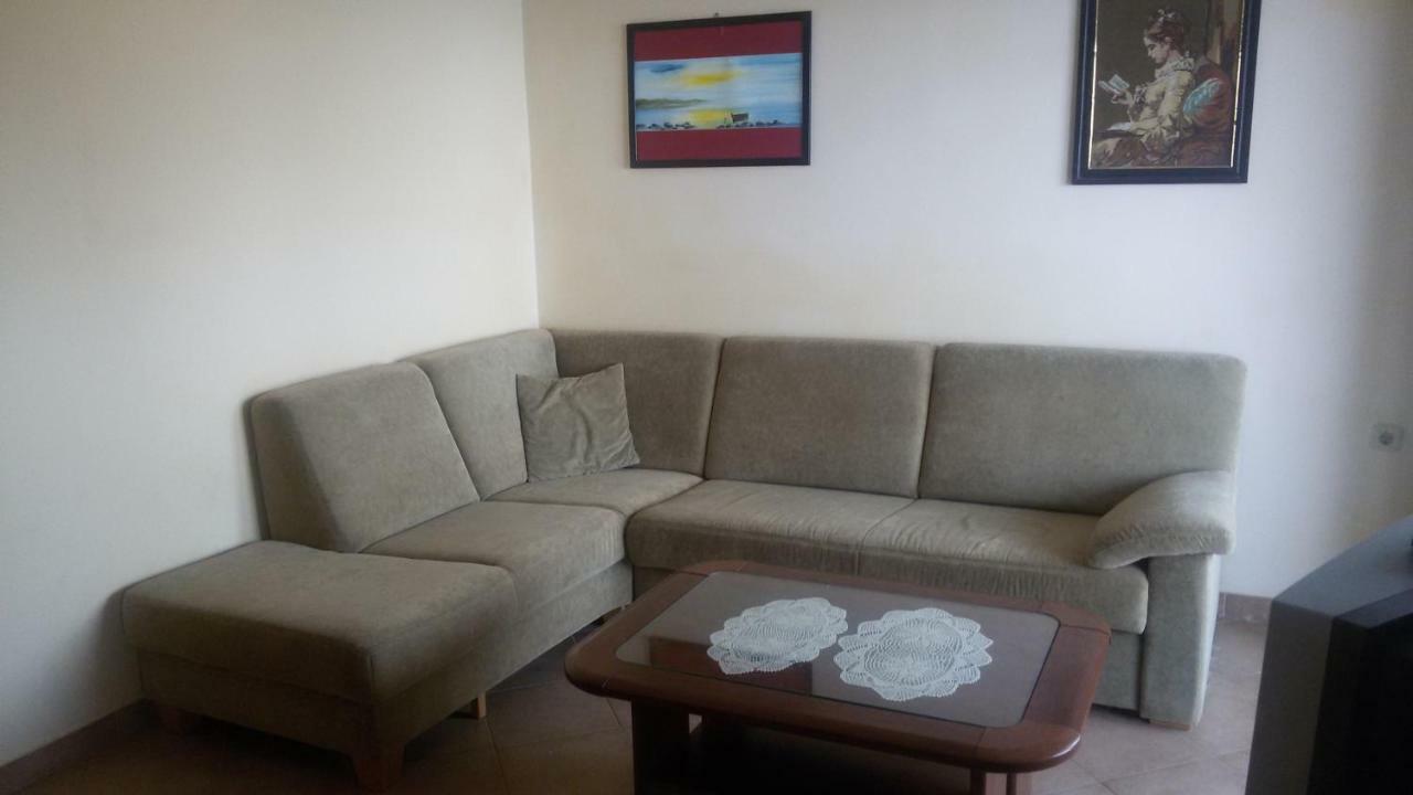 Apartmani Irena Veprinac Εξωτερικό φωτογραφία